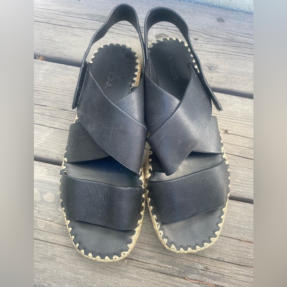 Vince Leather Espadrilles Size 9 Black - EUC- gorgeous and comfy - Picture 11 of 12